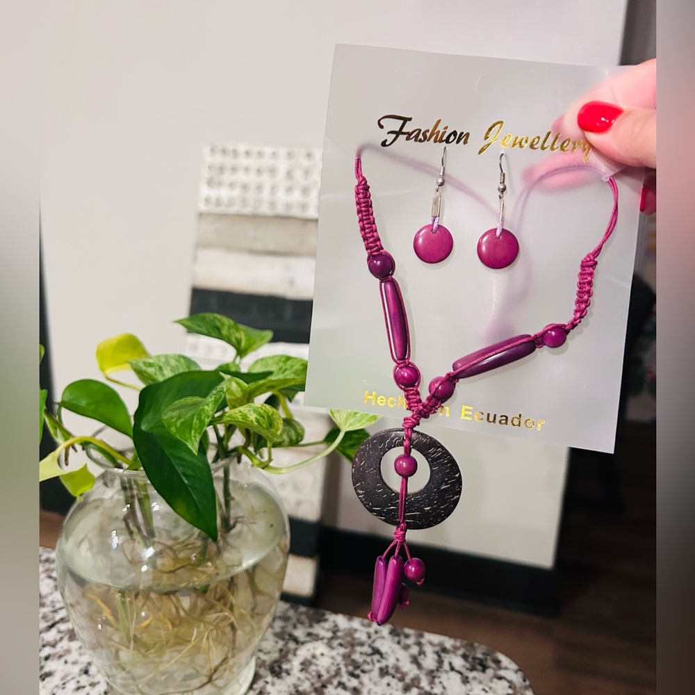 Tagua necklace set